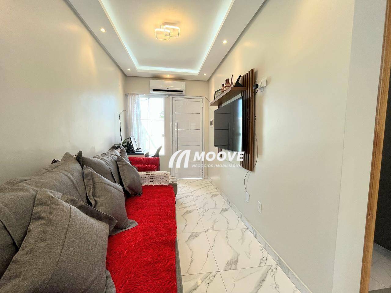 Casa à venda com 2 quartos, 60m² - Foto 4