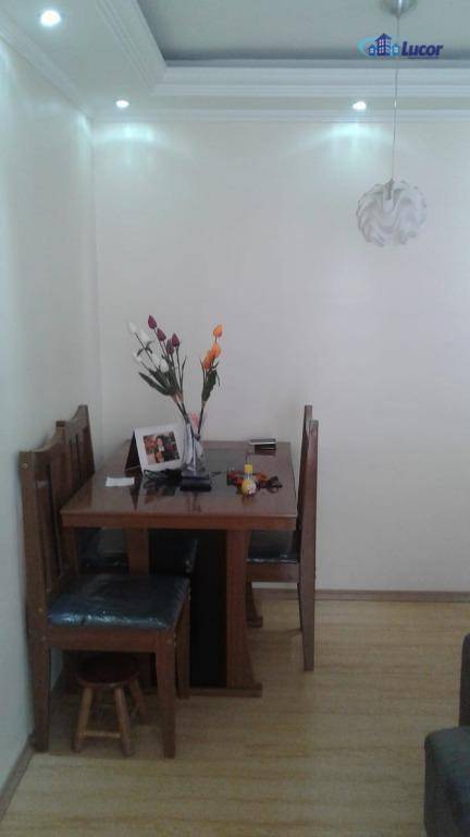 Apartamento à venda com 2 quartos, 50m² - Foto 2