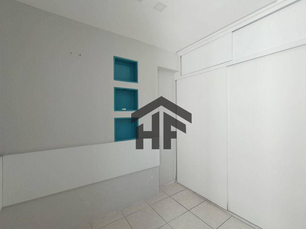 Apartamento à venda com 3 quartos, 113m² - Foto 12