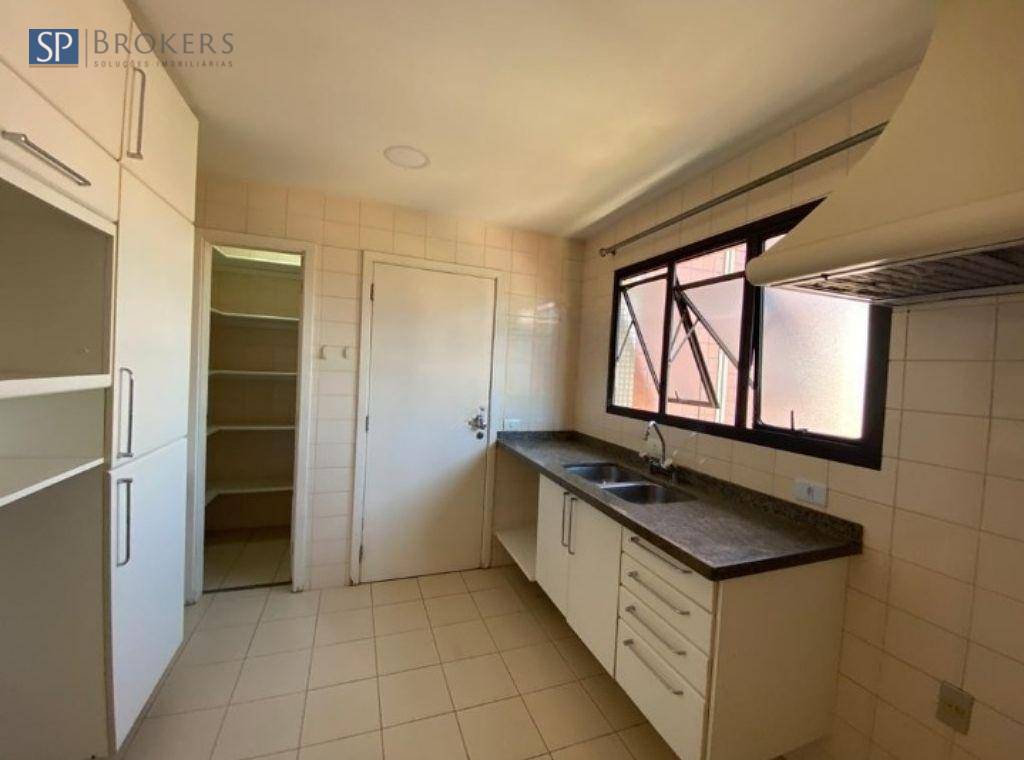 Apartamento à venda com 3 quartos, 138m² - Foto 10