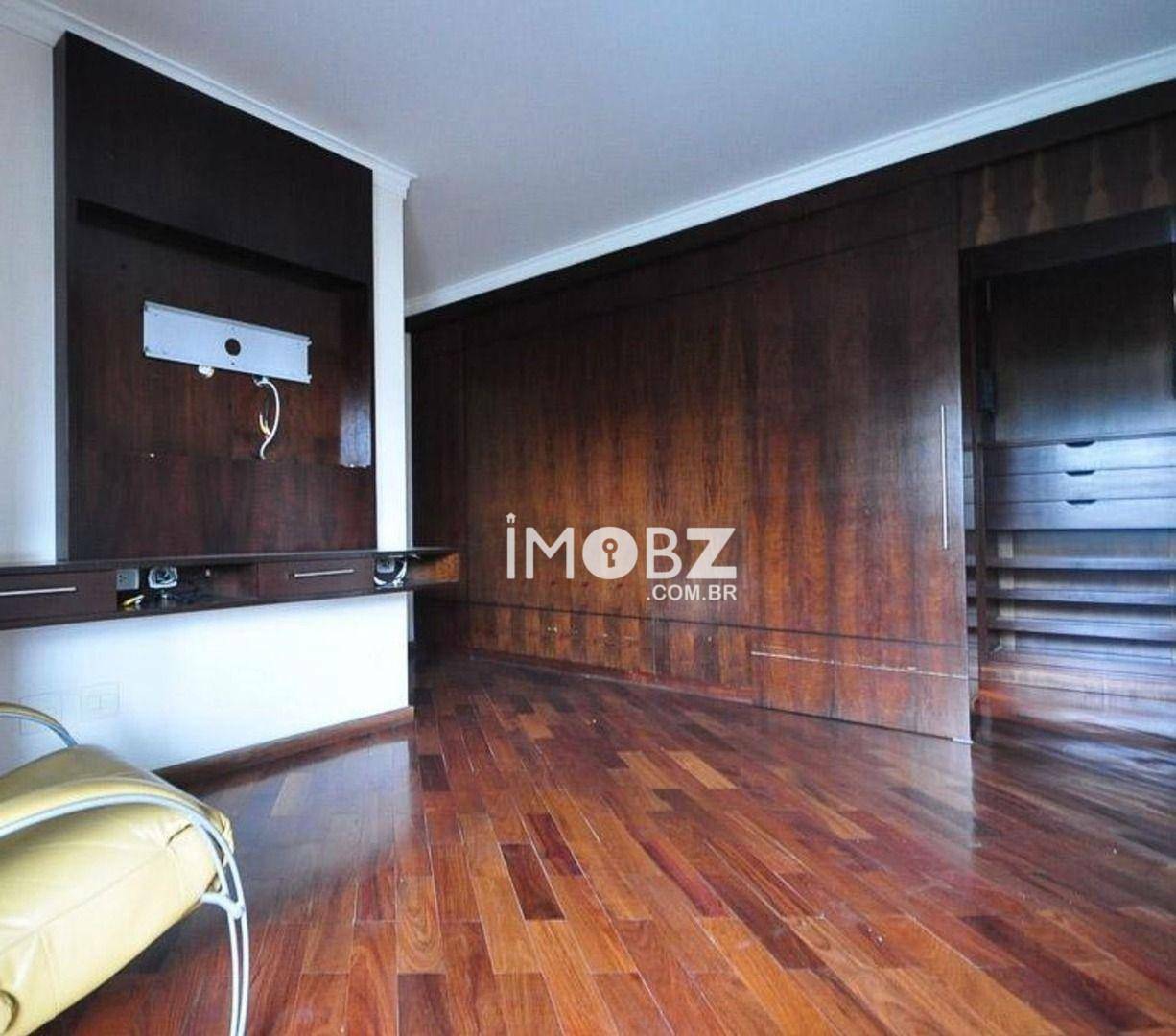 Apartamento à venda com 4 quartos, 220m² - Foto 13