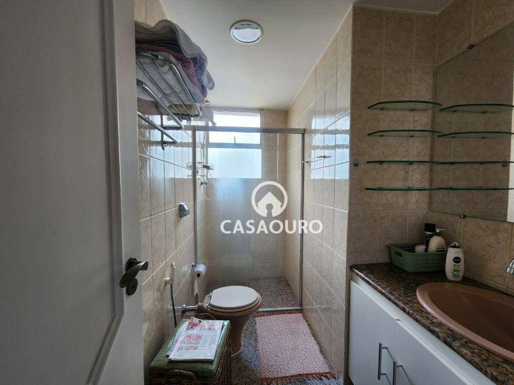 Apartamento à venda com 3 quartos, 131m² - Foto 18