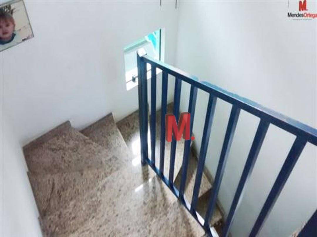 Casa à venda com 5 quartos, 300m² - Foto 18