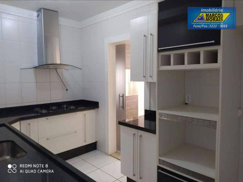 Apartamento para alugar com 2 quartos, 70m² - Foto 2