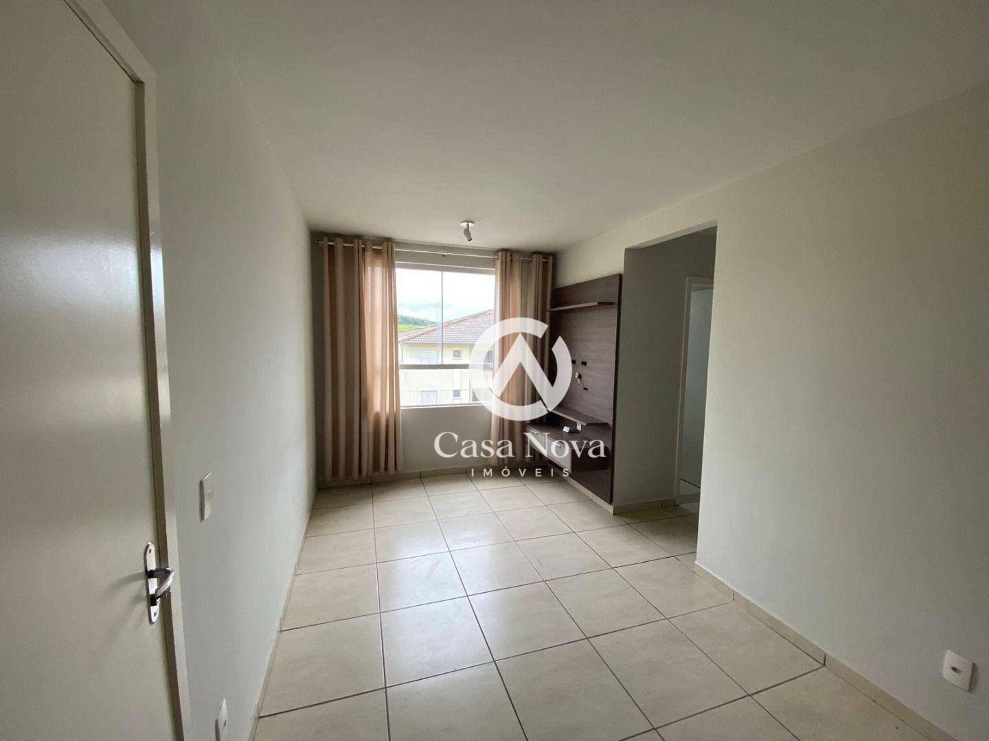 Apartamento à venda com 2 quartos, 48m² - Foto 2