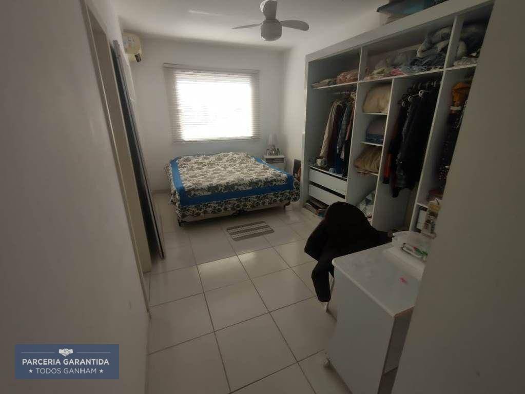 Casa à venda com 3 quartos, 113m² - Foto 6