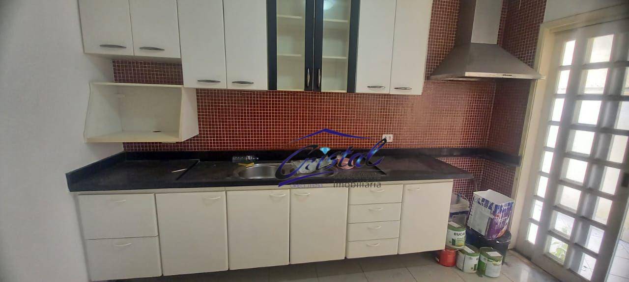 Casa de Condomínio à venda com 3 quartos, 153m² - Foto 4