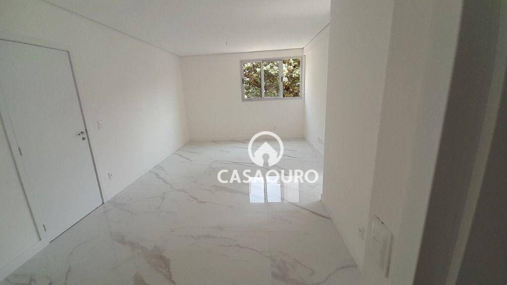 Apartamento à venda com 3 quartos, 119m² - Foto 8