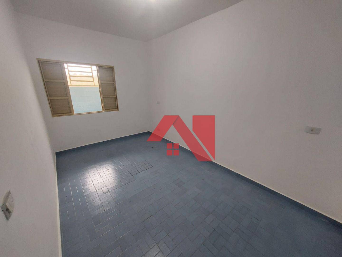 Casa à venda com 2 quartos, 90m² - Foto 10