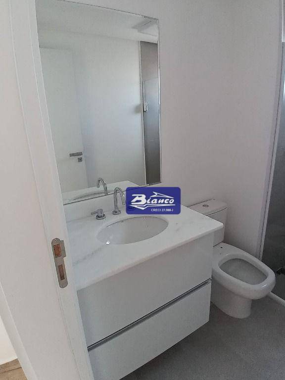 Apartamento para alugar com 3 quartos, 93m² - Foto 4