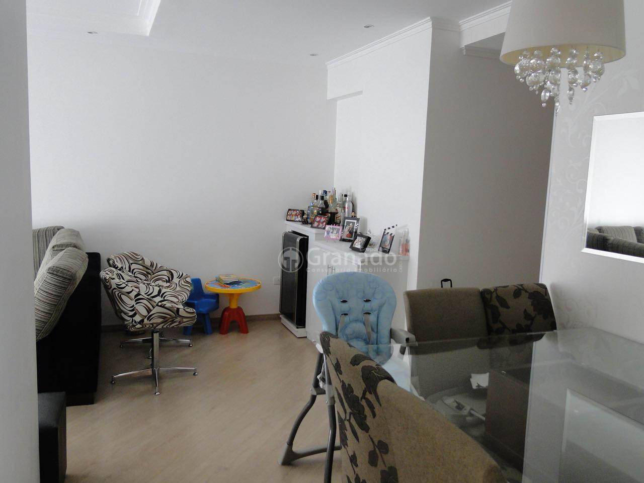 Apartamento à venda com 3 quartos, 77m² - Foto 9