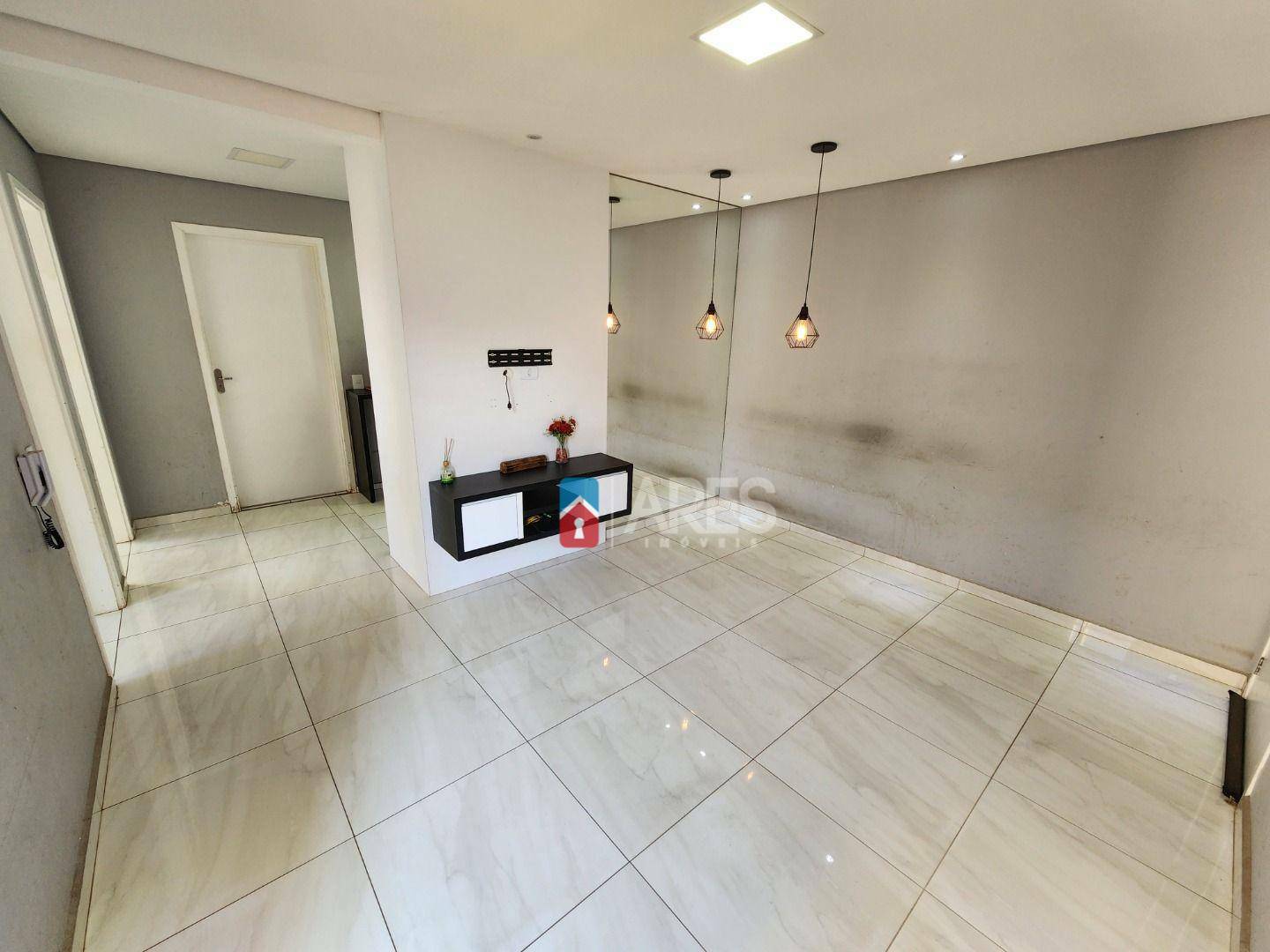 Apartamento à venda com 2 quartos, 49M2 - Foto 4