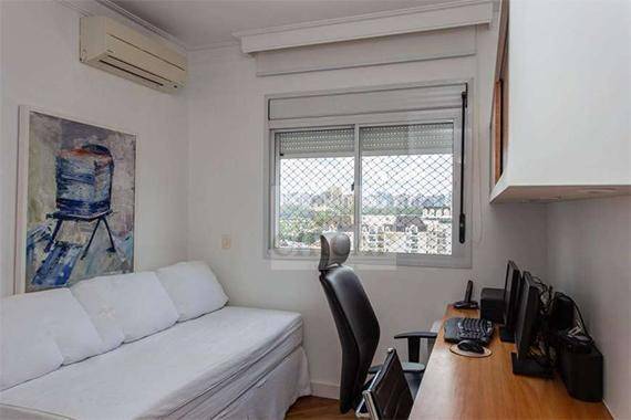 Apartamento à venda com 3 quartos, 162m² - Foto 13