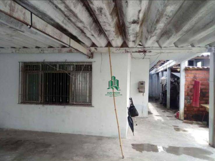 Casa à venda com 3 quartos, 350m² - Foto 2