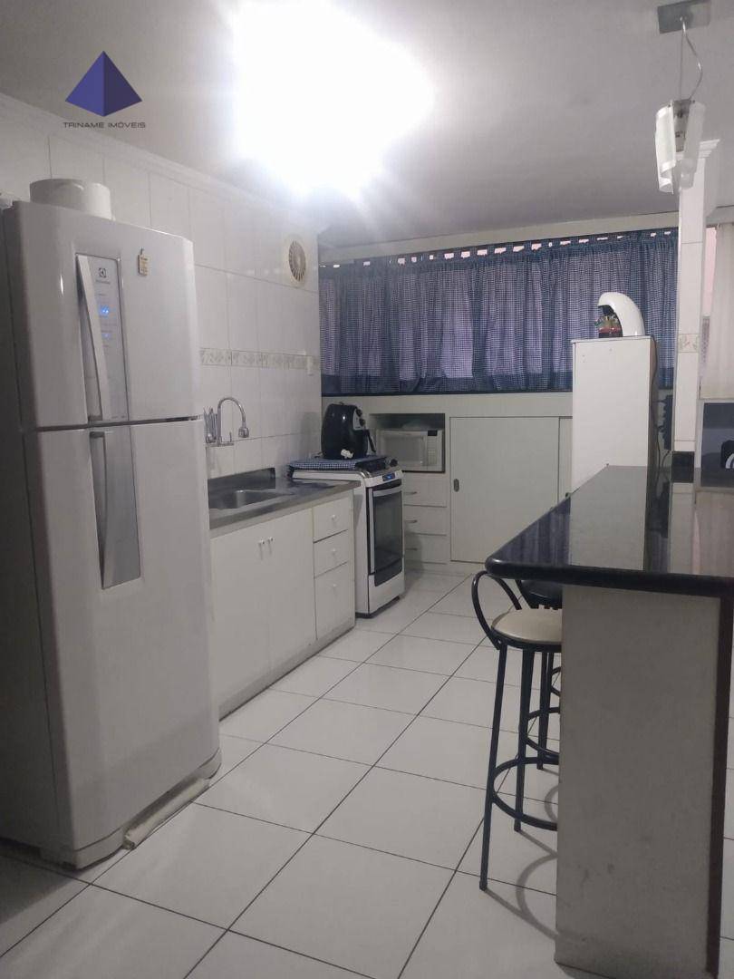 Apartamento à venda com 2 quartos, 62m² - Foto 4