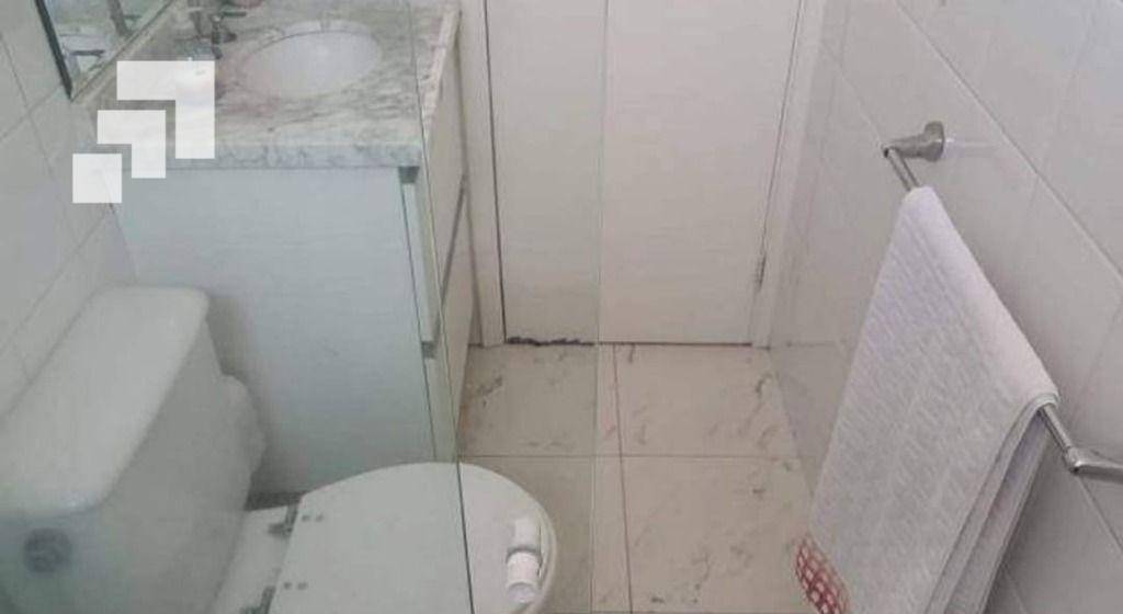 Apartamento à venda com 3 quartos, 97m² - Foto 13