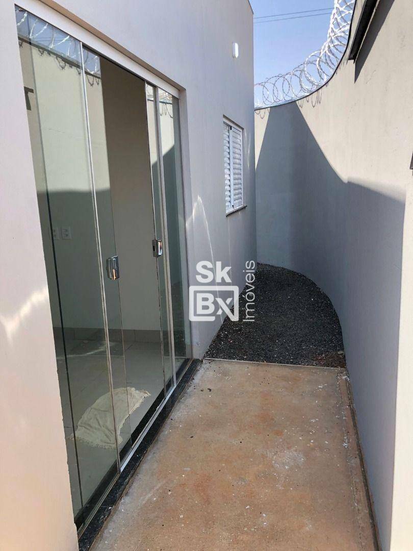 Casa à venda com 2 quartos, 64m² - Foto 14