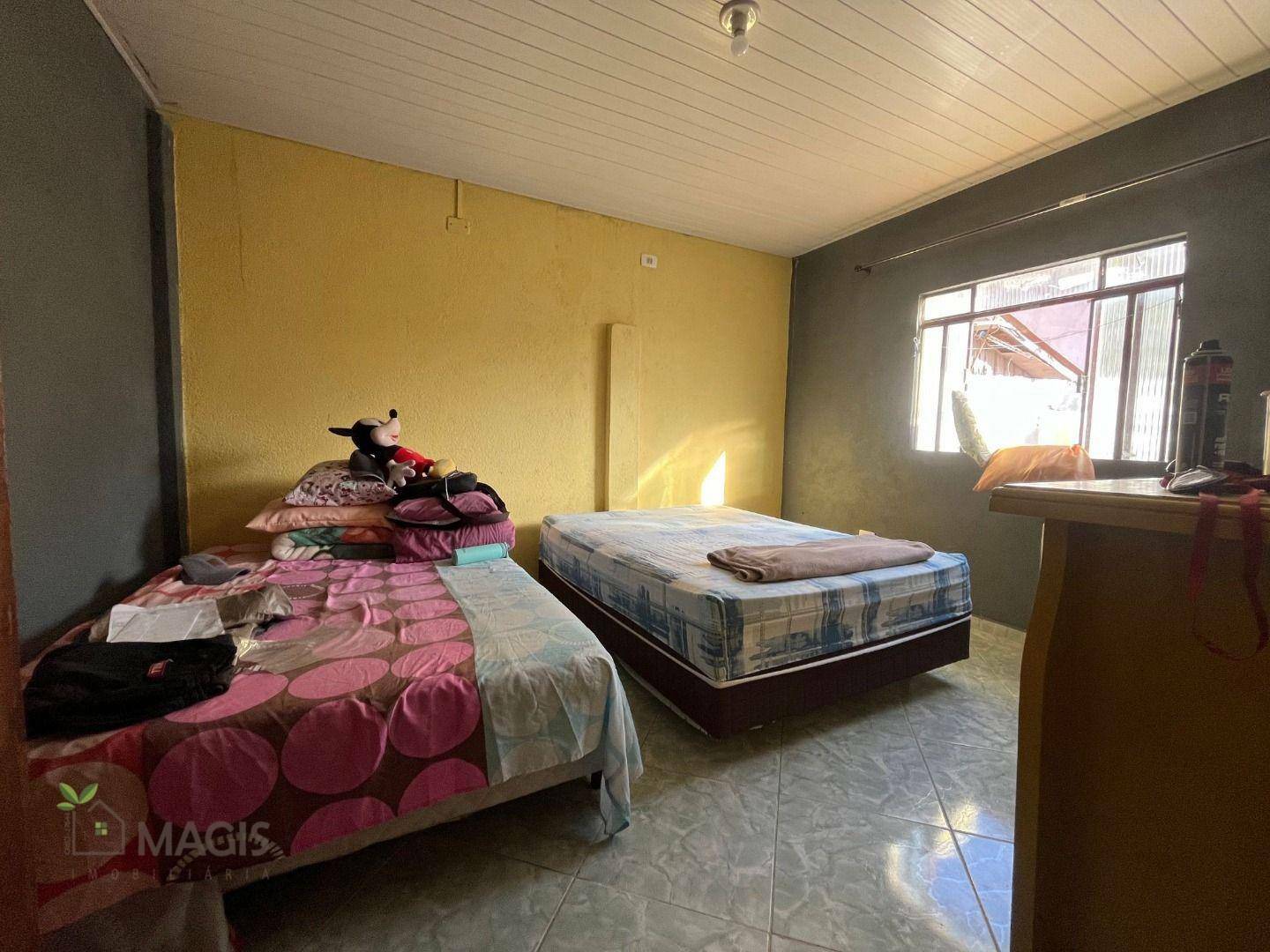 Casa à venda com 4 quartos, 200m² - Foto 16