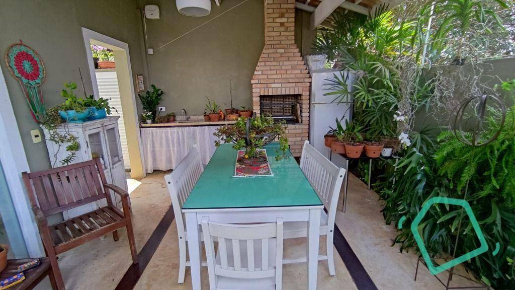 Casa de Condomínio à venda e aluguel com 4 quartos, 230m² - Foto 34