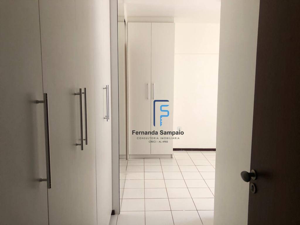 Apartamento para alugar com 3 quartos, 120m² - Foto 16