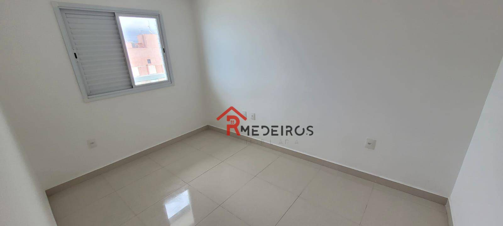 Apartamento à venda com 3 quartos, 123m² - Foto 17