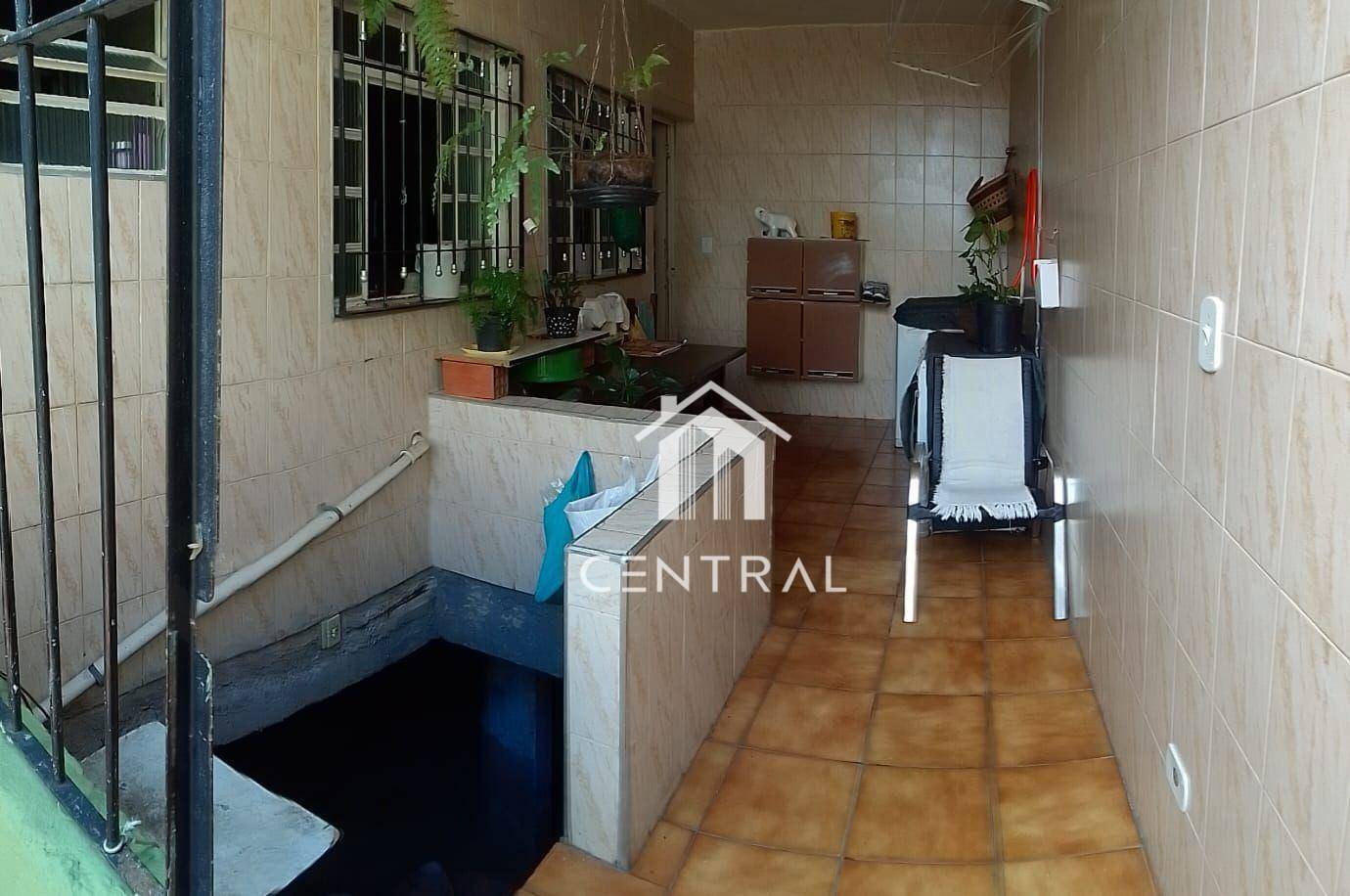 Casa à venda com 3 quartos, 100m² - Foto 10