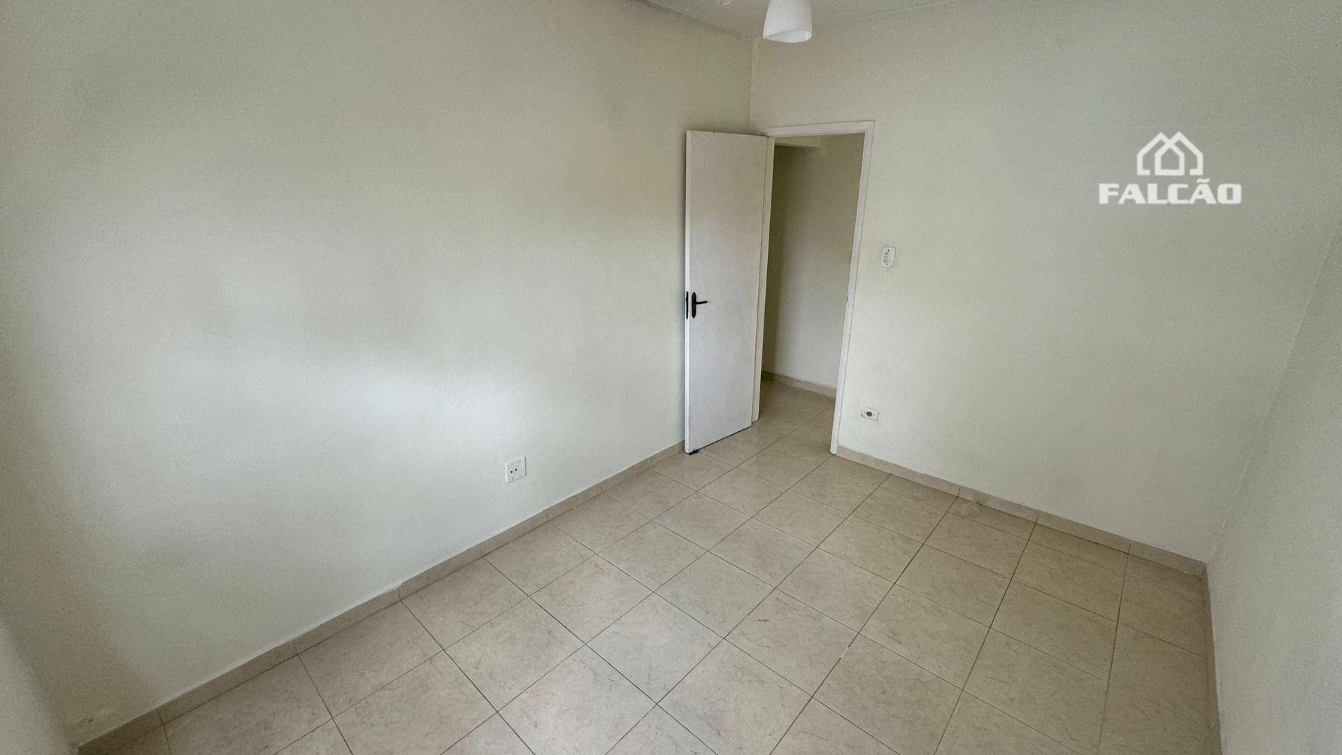 Apartamento à venda com 2 quartos, 79m² - Foto 10