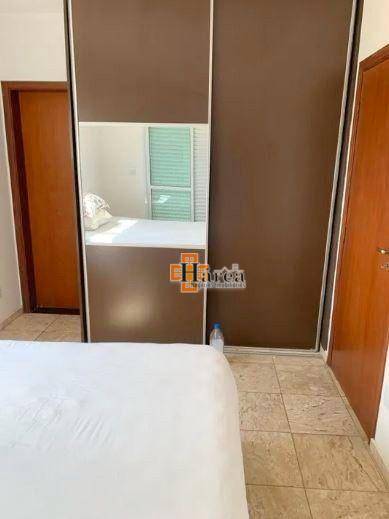 Sobrado à venda com 3 quartos, 202m² - Foto 11