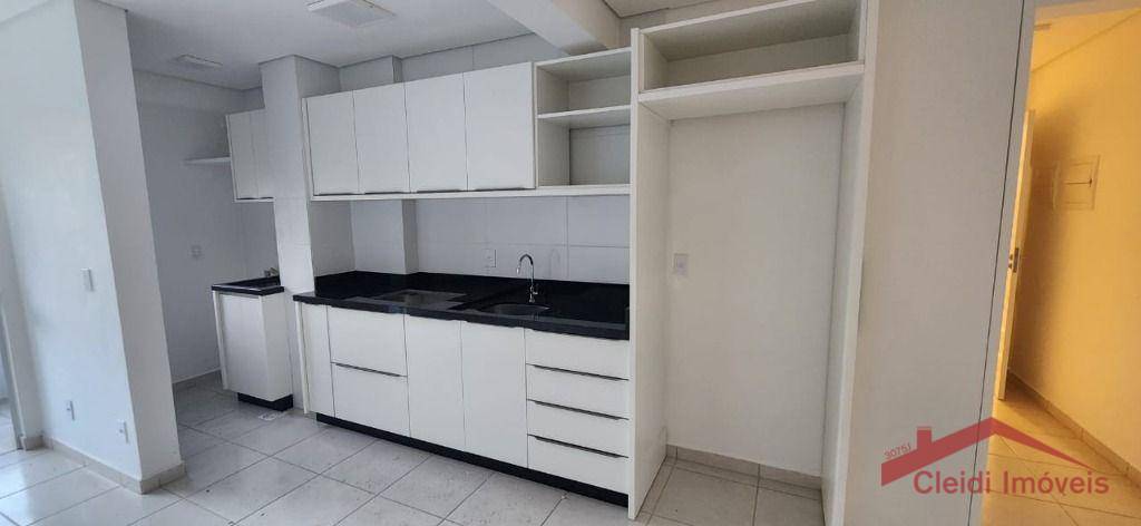 Apartamento para alugar com 2 quartos, 60m² - Foto 2