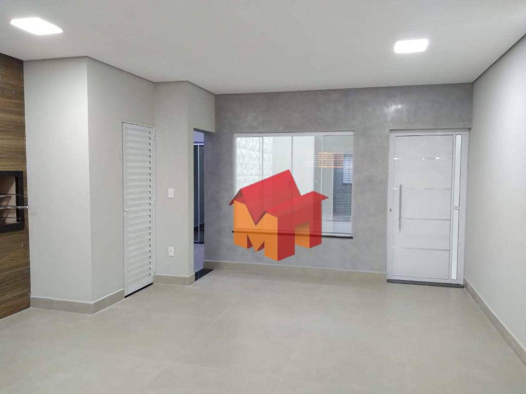 Casa à venda com 3 quartos, 134m² - Foto 1