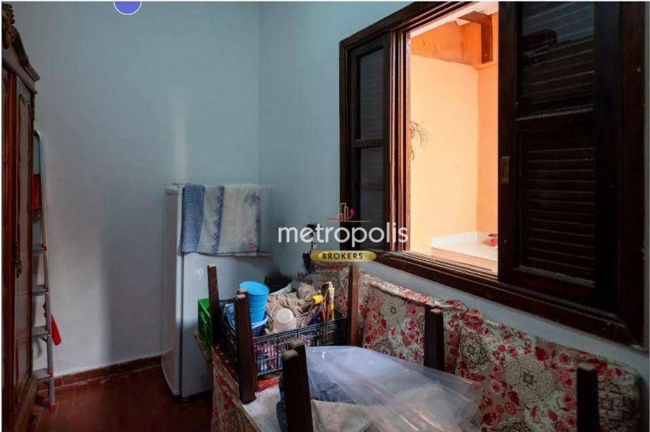 Sobrado à venda com 3 quartos, 200m² - Foto 12