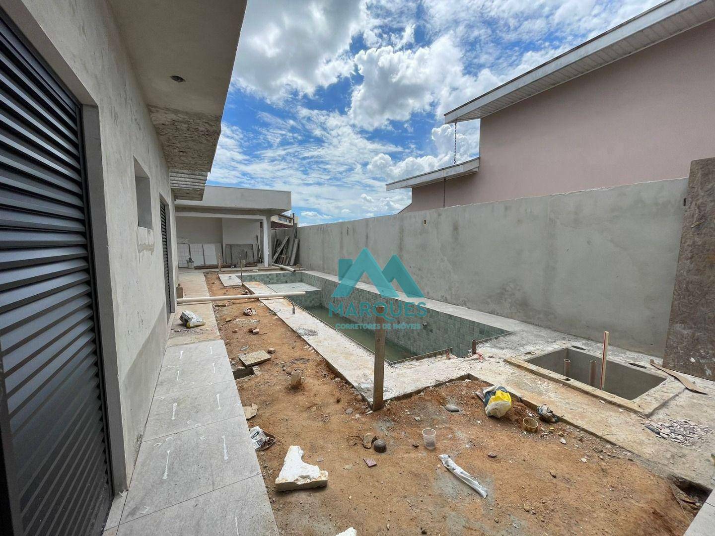 Casa à venda com 3 quartos, 176m² - Foto 5