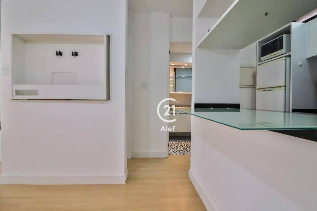 Apartamento à venda com 1 quarto, 40m² - Foto 12