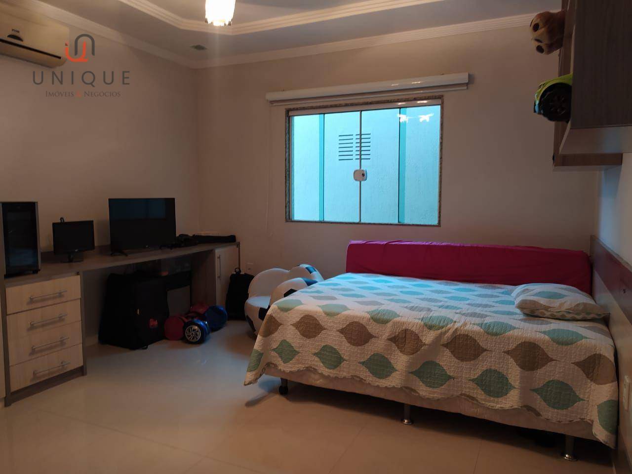 Casa à venda com 3 quartos, 330M2 - Foto 16