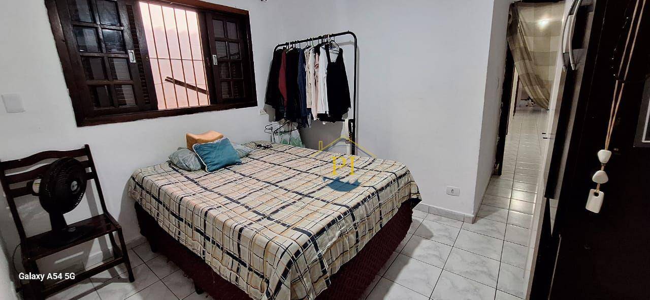 Casa à venda com 3 quartos, 1m² - Foto 14