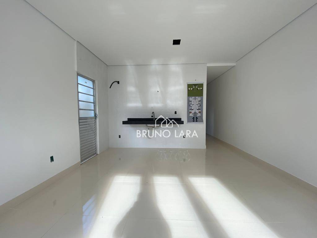 Casa à venda com 3 quartos, 75m² - Foto 8