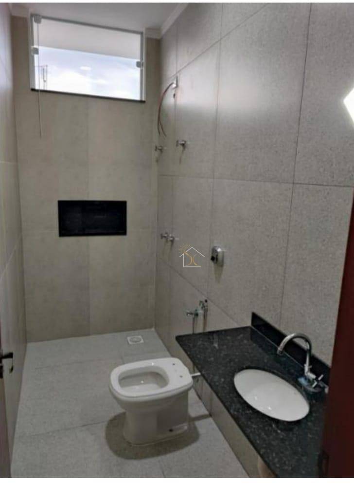 Casa à venda com 2 quartos, 155m² - Foto 8