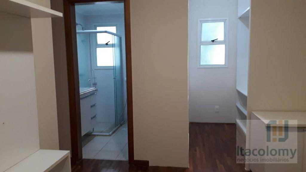 Apartamento para alugar com 2 quartos, 101m² - Foto 17