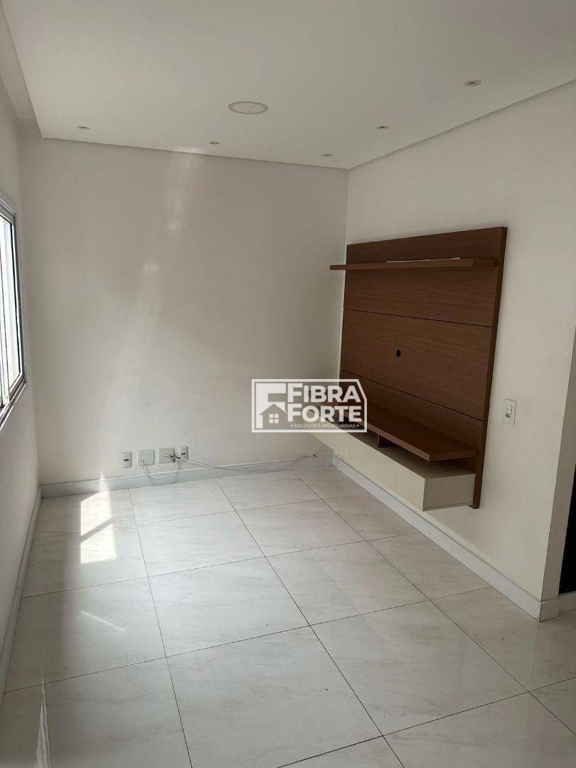 Casa de Condomínio para alugar com 3 quartos, 130m² - Foto 3