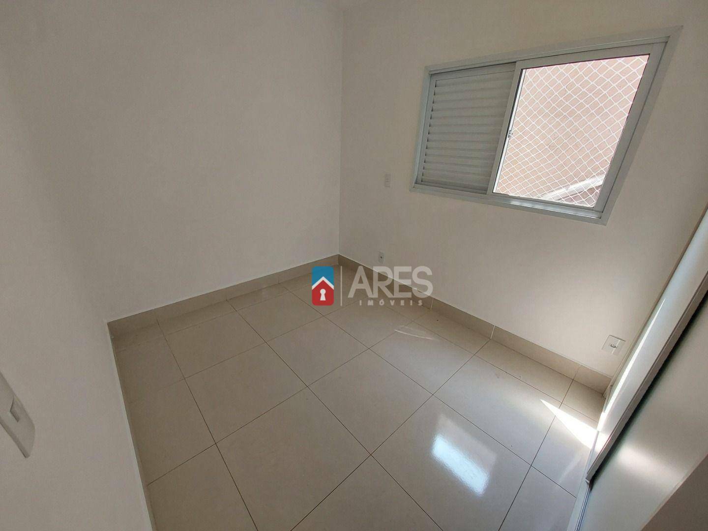 Casa para alugar com 3 quartos, 153m² - Foto 10