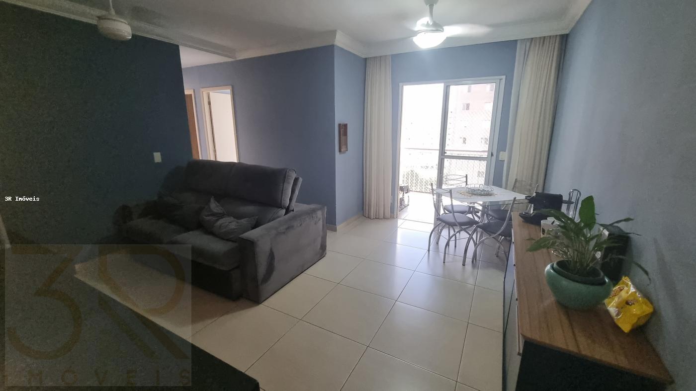 Apartamento à venda com 3 quartos, 67m² - Foto 2