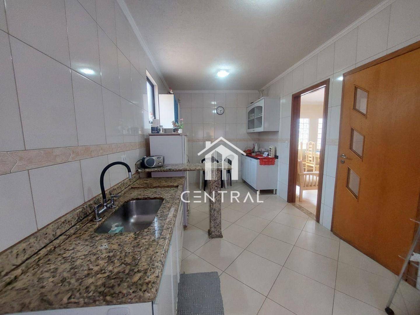 Sobrado à venda com 4 quartos, 340m² - Foto 14