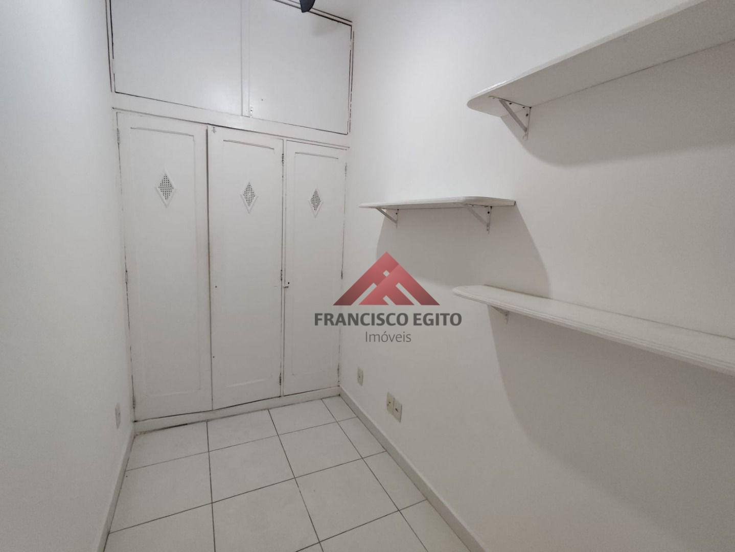 Apartamento para alugar com 3 quartos, 110m² - Foto 25