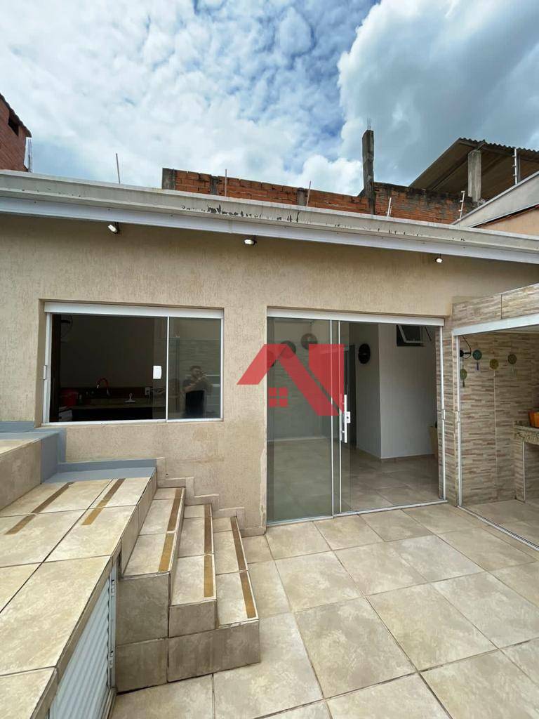 Casa à venda com 3 quartos, 197m² - Foto 17