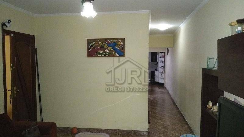 Casa à venda com 3 quartos, 200m² - Foto 4