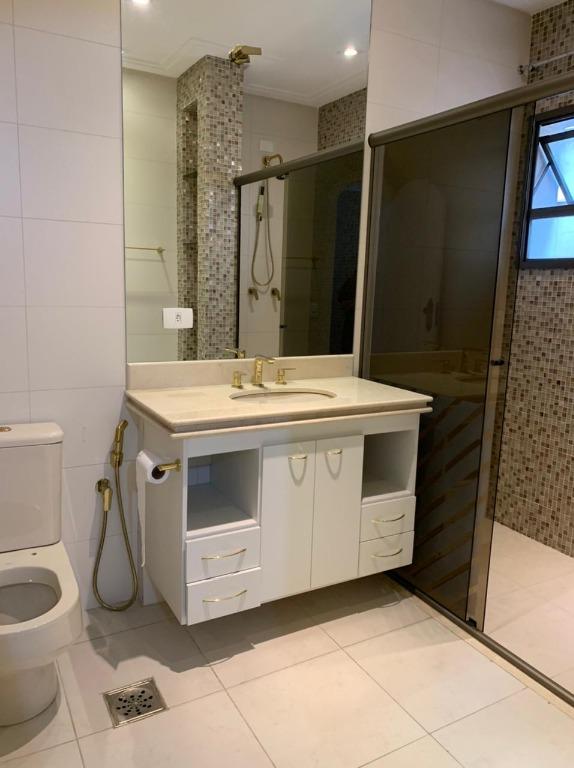 Apartamento para alugar com 4 quartos, 232m² - Foto 23