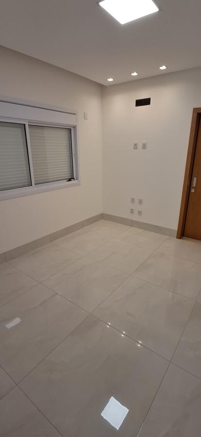 Casa de Condomínio à venda com 4 quartos, 260m² - Foto 23