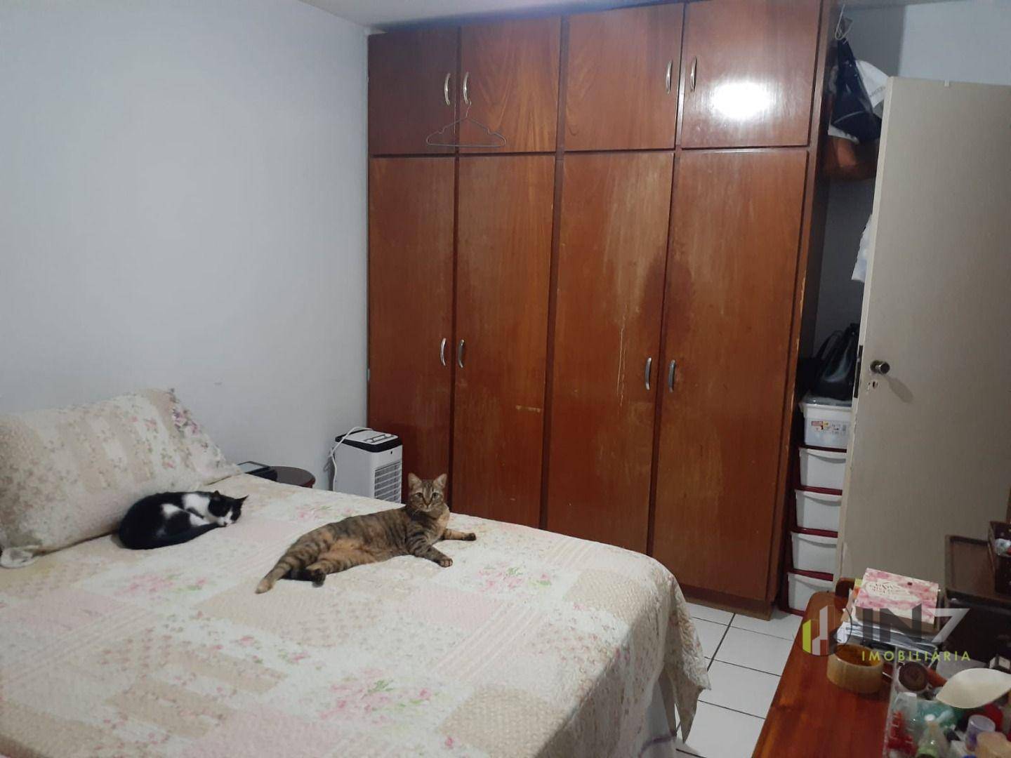 Apartamento à venda com 2 quartos, 64m² - Foto 8