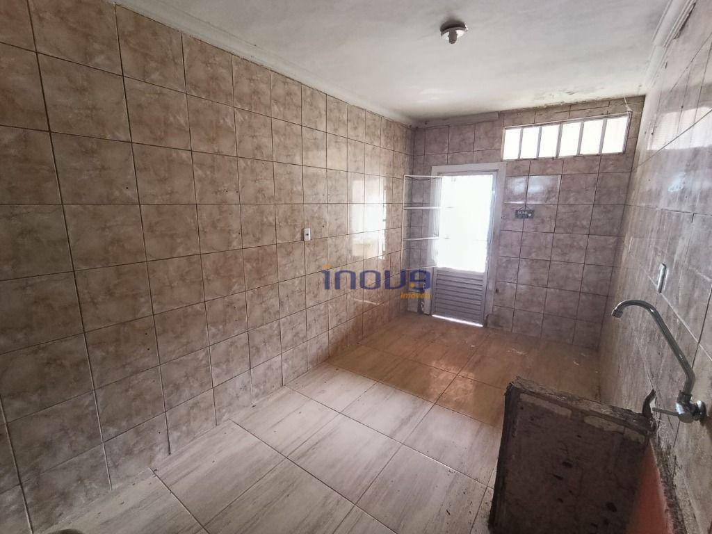 Casa à venda e aluguel com 2 quartos, 164M2 - Foto 12