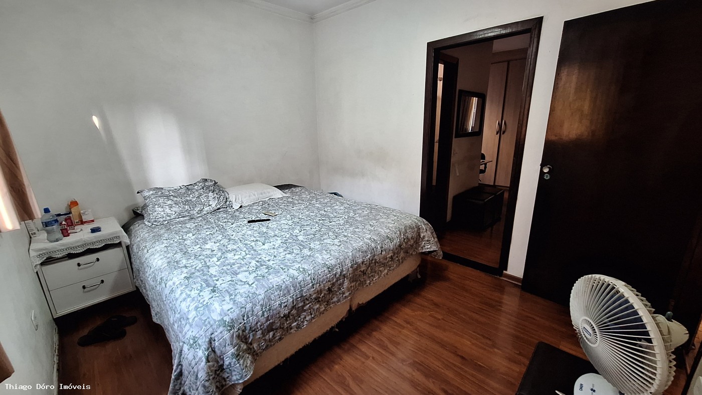 Casa à venda com 3 quartos, 180m² - Foto 21
